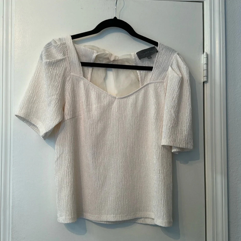 Cream Sunday in Brooklyn Anthropologie Bow-Back Puff Sleeved Top Blouse Size Med